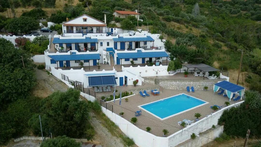 Studios Avra Ahladerí Kültér fotó